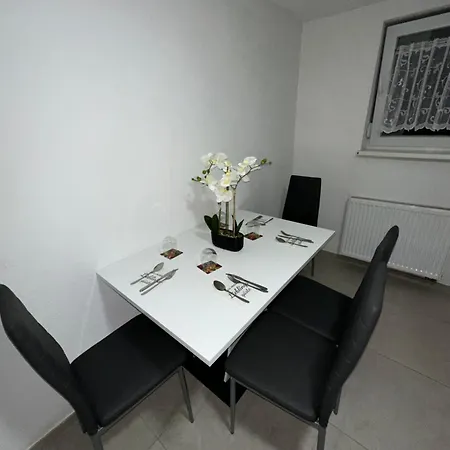 Modernes Wohnen In Tuttlingen - Gemuetliches Apartment In Top-Lage Extérieur photo